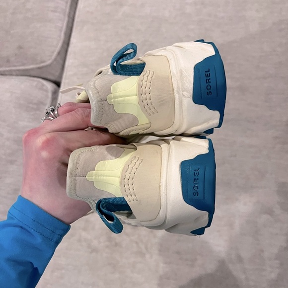 Sorel Kinetic Breakthru Day Lace Sneaker 8.5 Women's Pickleball Training - Picture 7 of 8